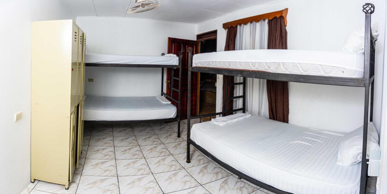 Arenal Poshpacker Hostel La Fortuna Ngoại thất bức ảnh